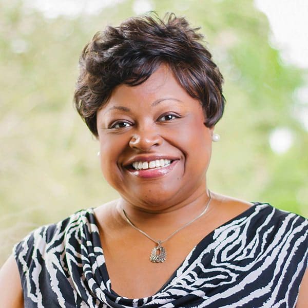 Dr. Yolanda Cal
