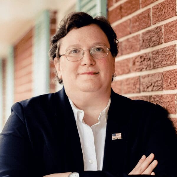 Dr. Karen Hastings headshot photo