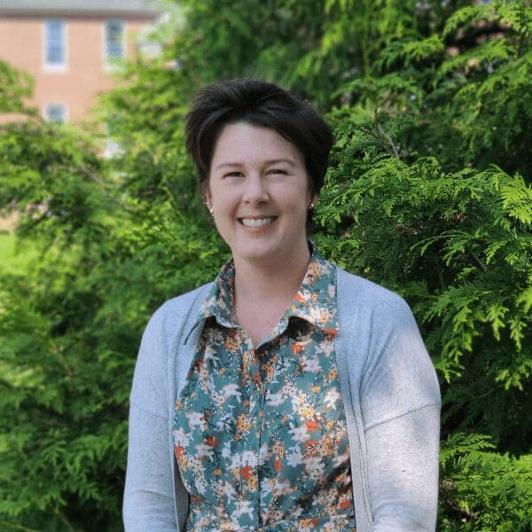 Headshot photo of Lydia Horne