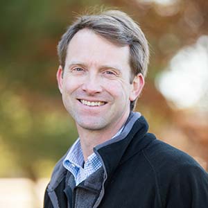 Unity College professor earns Fulbright Scholarship for brown bear research in Slovenia