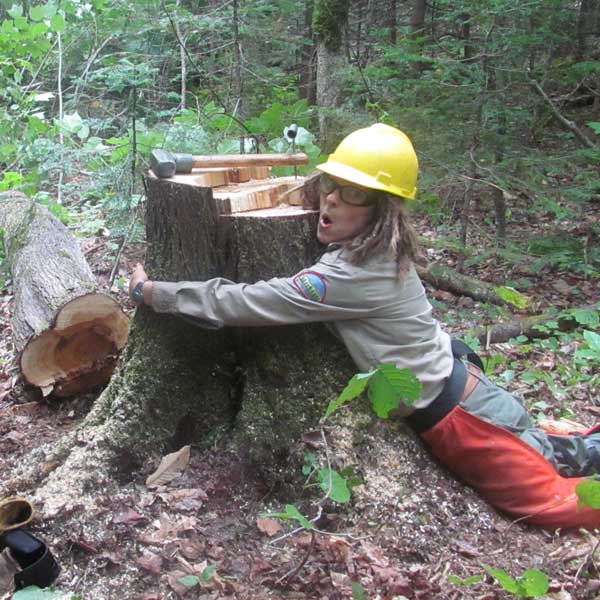 Leeann Reid ’13 Receives Award from the Appalachian Mountain Club