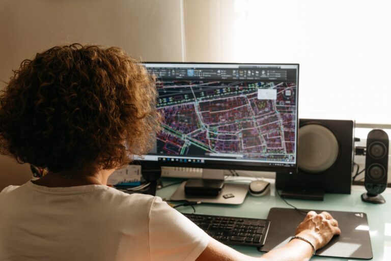 GIS-map-on-computer