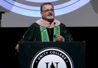 commencement-clip-2